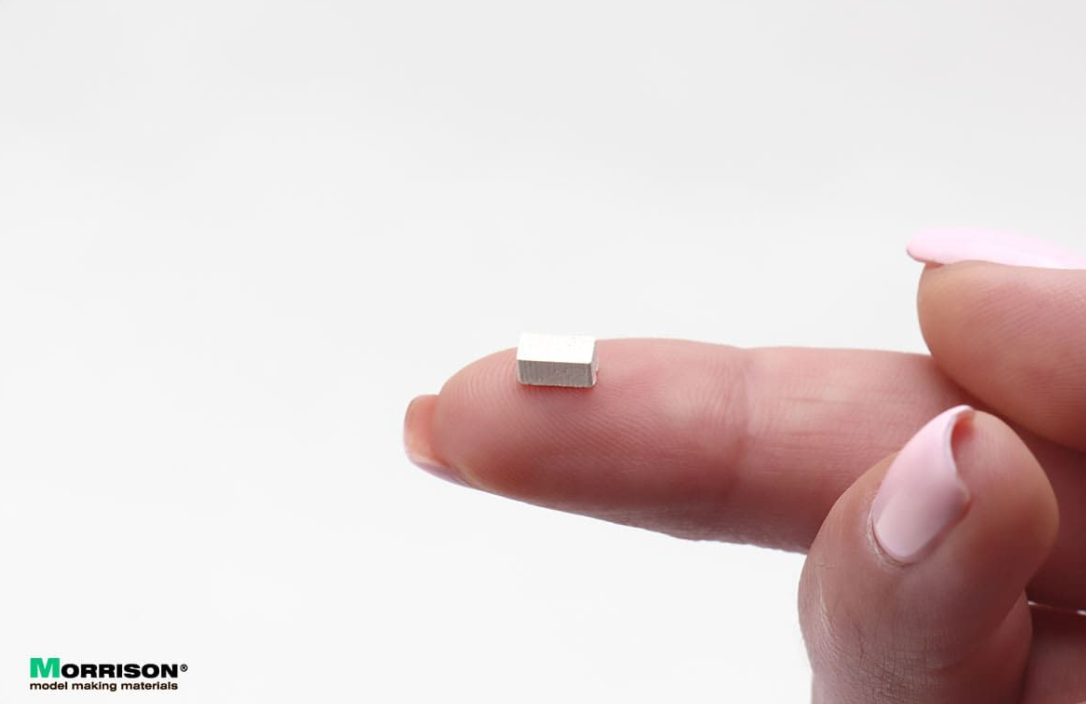 023mbb43  Мини кирпичики для диорам белые М 1:43 (500 шт.)