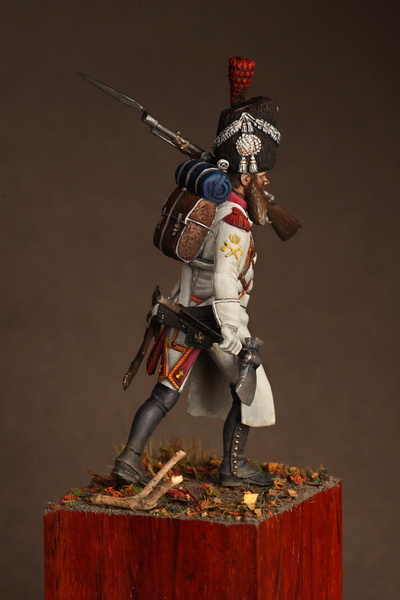 5407SOGA Sapper of the dutch grenadiers of the Guard 1812. SOGA Miniatures