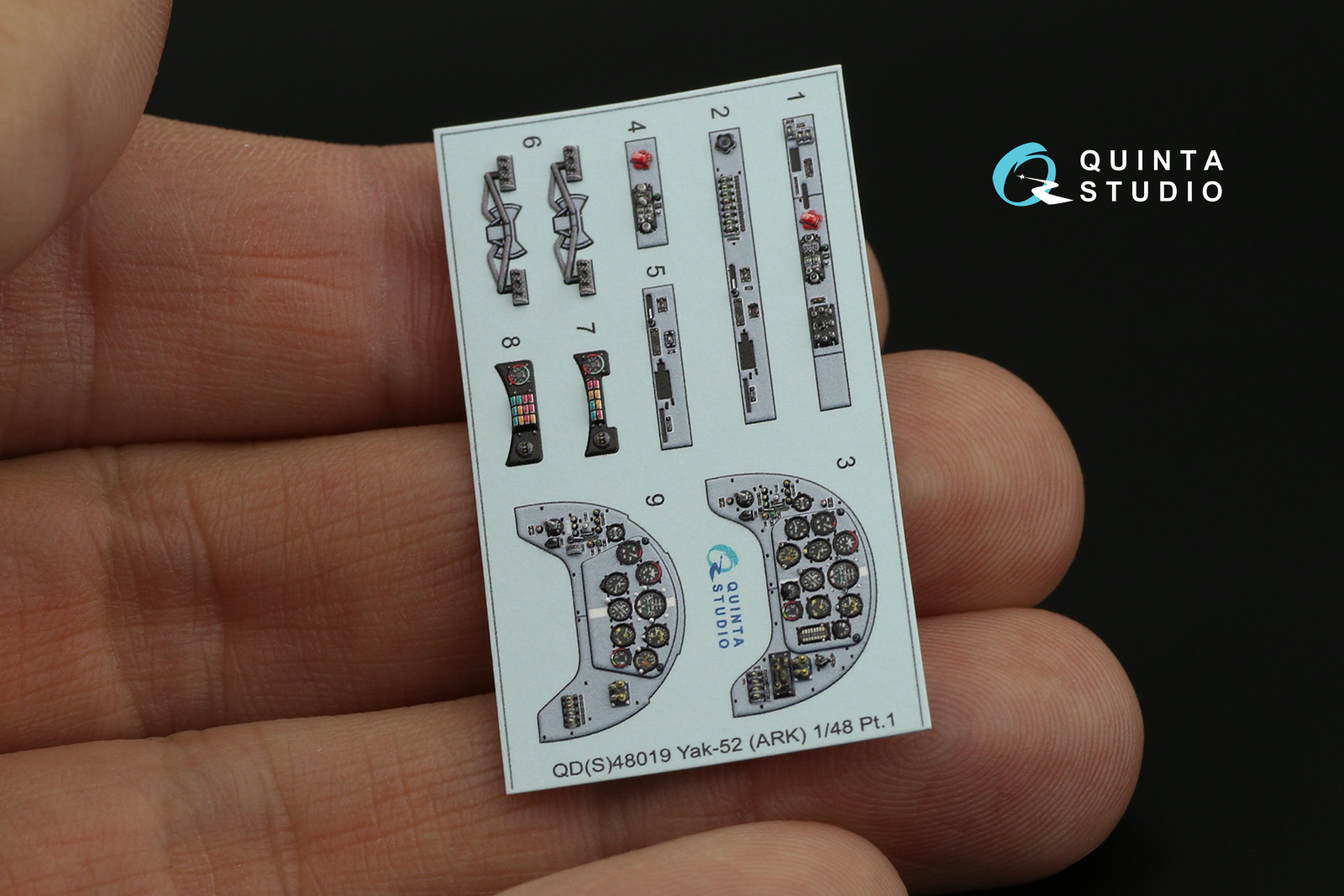 QDS-48019 3D Декаль интерьера кабины Як-52 (ARK) (Small version)