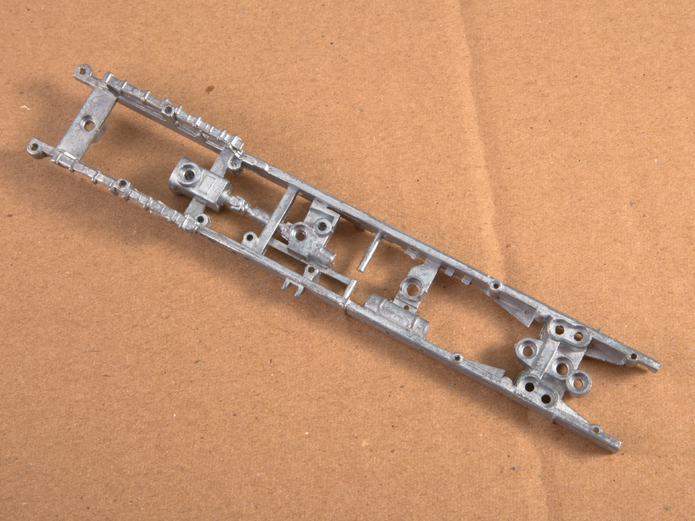 1453AVD Сборная модель Автокран КС-3574 (4320-31) AVD Models