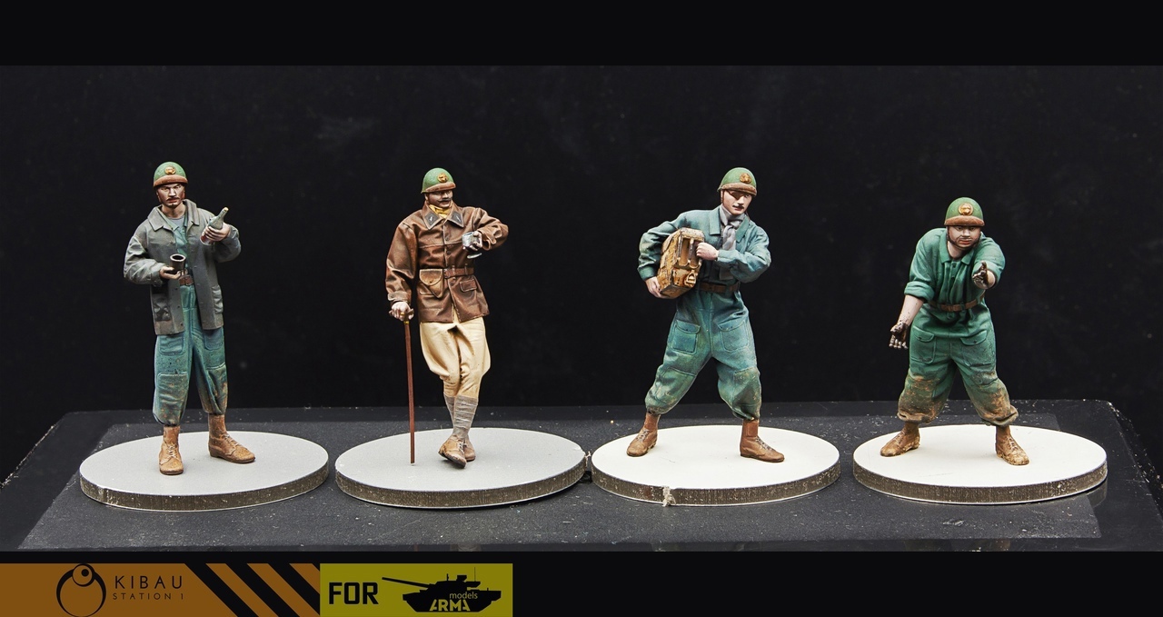 AM35780 Фигуры французских танкистов 4 фигуры WW2 Arma Models