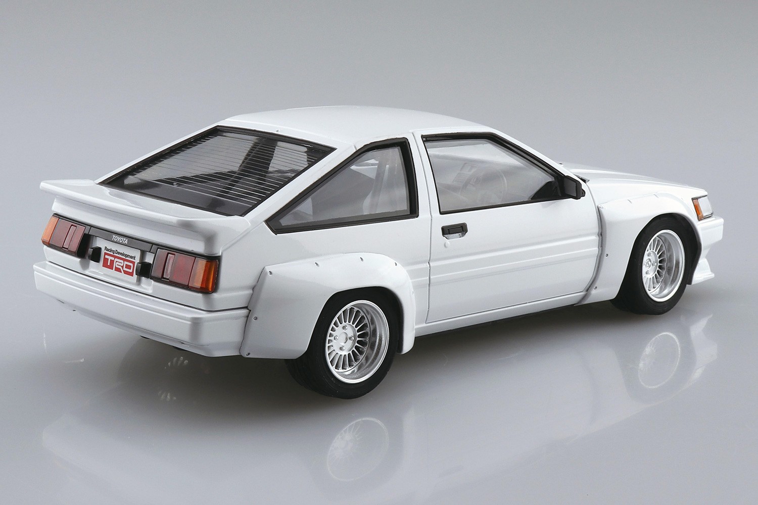 05798 Toyota Corolla Levin TRD AE86 '83 Aoshima