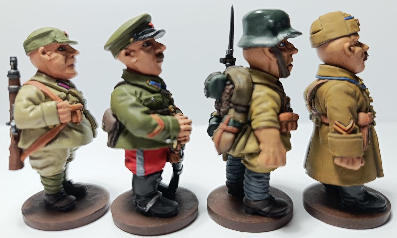 CHM-50.19. Шаржевая миниатюра. WW2: Территориальные корпуса РККА, 1941 г. В комплекте 4 фигуры. 50 мм. Материал - смола. Chronos Miniatures