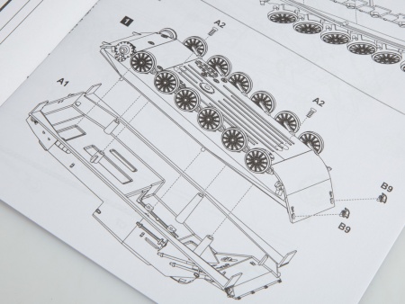 3013AVD Сборная модель Бронетранспортер БТР-50ПК AVD Models